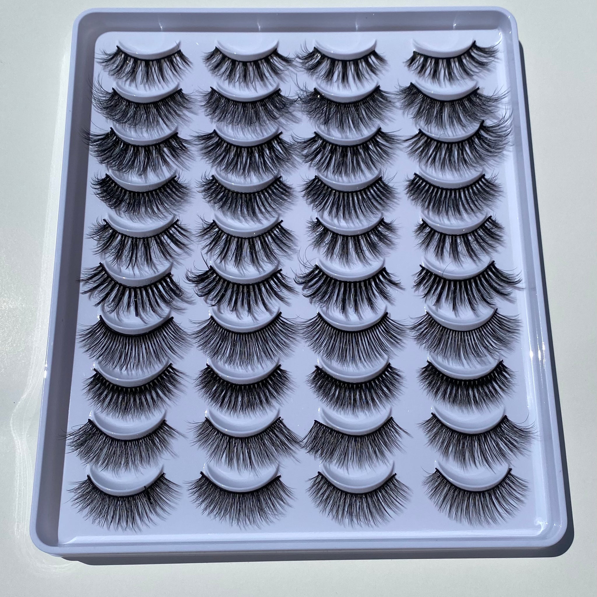 Lady 20 pair Lash Bundle