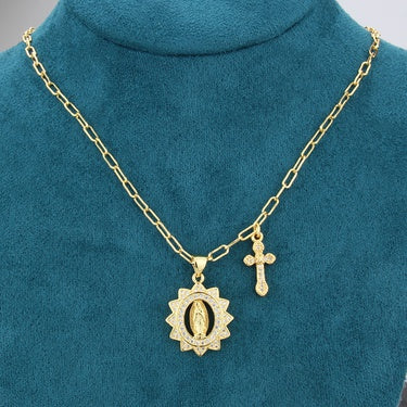 En ti Confio Necklace